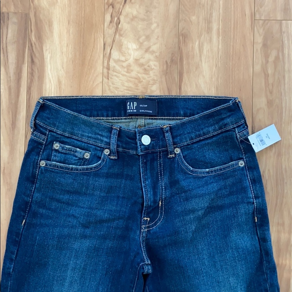 Gap Denim mid raise girlfriend woman’s jeans - Picture 5 of 9